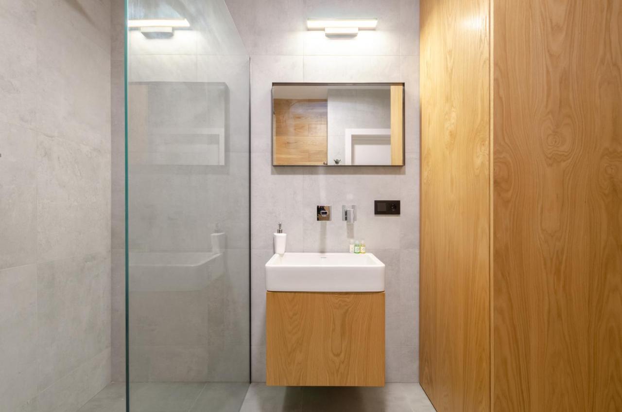 Petrovdom 12-95 Loft Apartments At Rc Kvartet, 16Г Vasyl Lypkivskyi Street 키예프 외부 사진