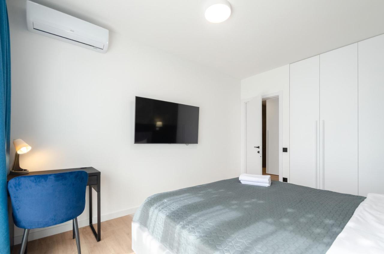 Petrovdom 12-95 Loft Apartments At Rc Kvartet, 16Г Vasyl Lypkivskyi Street 키예프 외부 사진