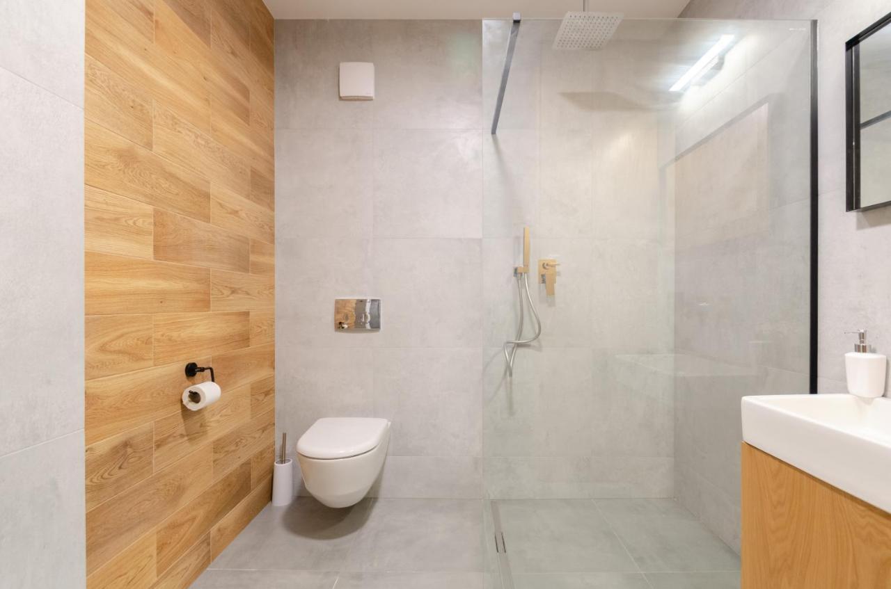 Petrovdom 12-95 Loft Apartments At Rc Kvartet, 16Г Vasyl Lypkivskyi Street 키예프 외부 사진