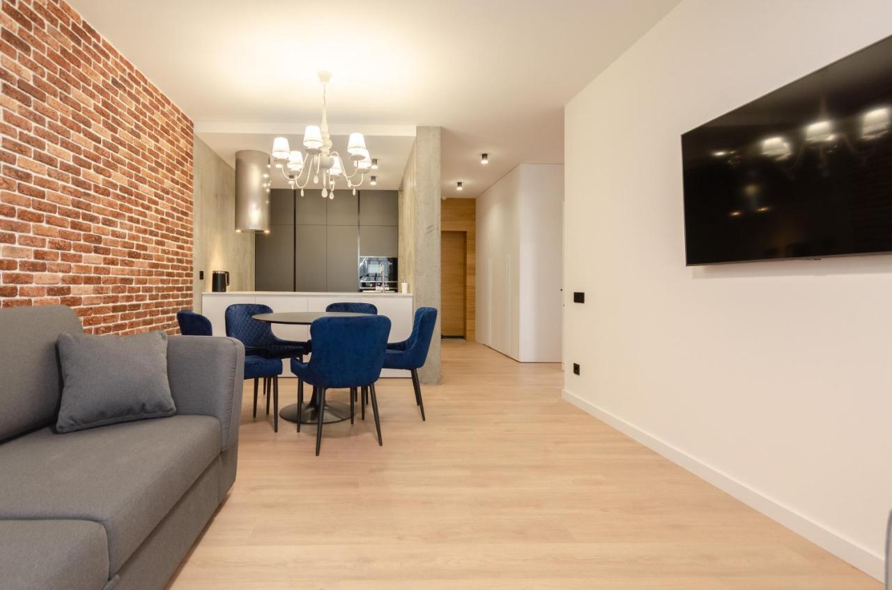 Petrovdom 12-95 Loft Apartments At Rc Kvartet, 16Г Vasyl Lypkivskyi Street 키예프 외부 사진