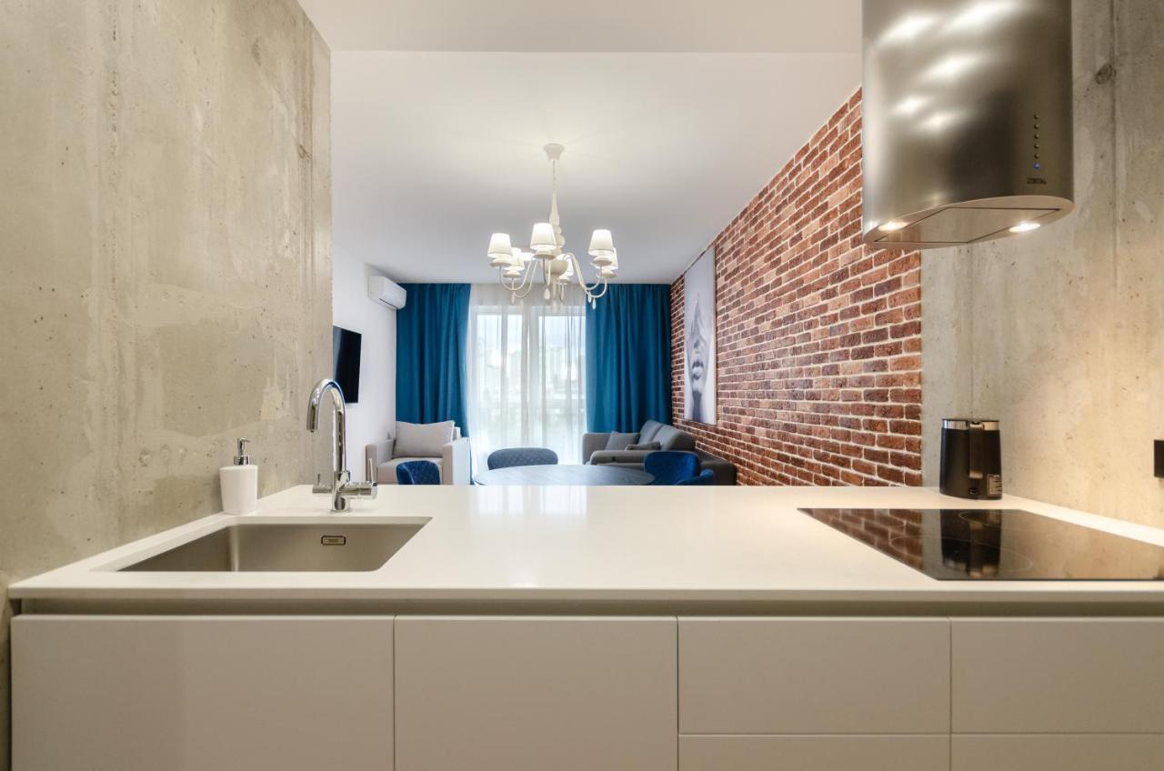 Petrovdom 12-95 Loft Apartments At Rc Kvartet, 16Г Vasyl Lypkivskyi Street 키예프 외부 사진