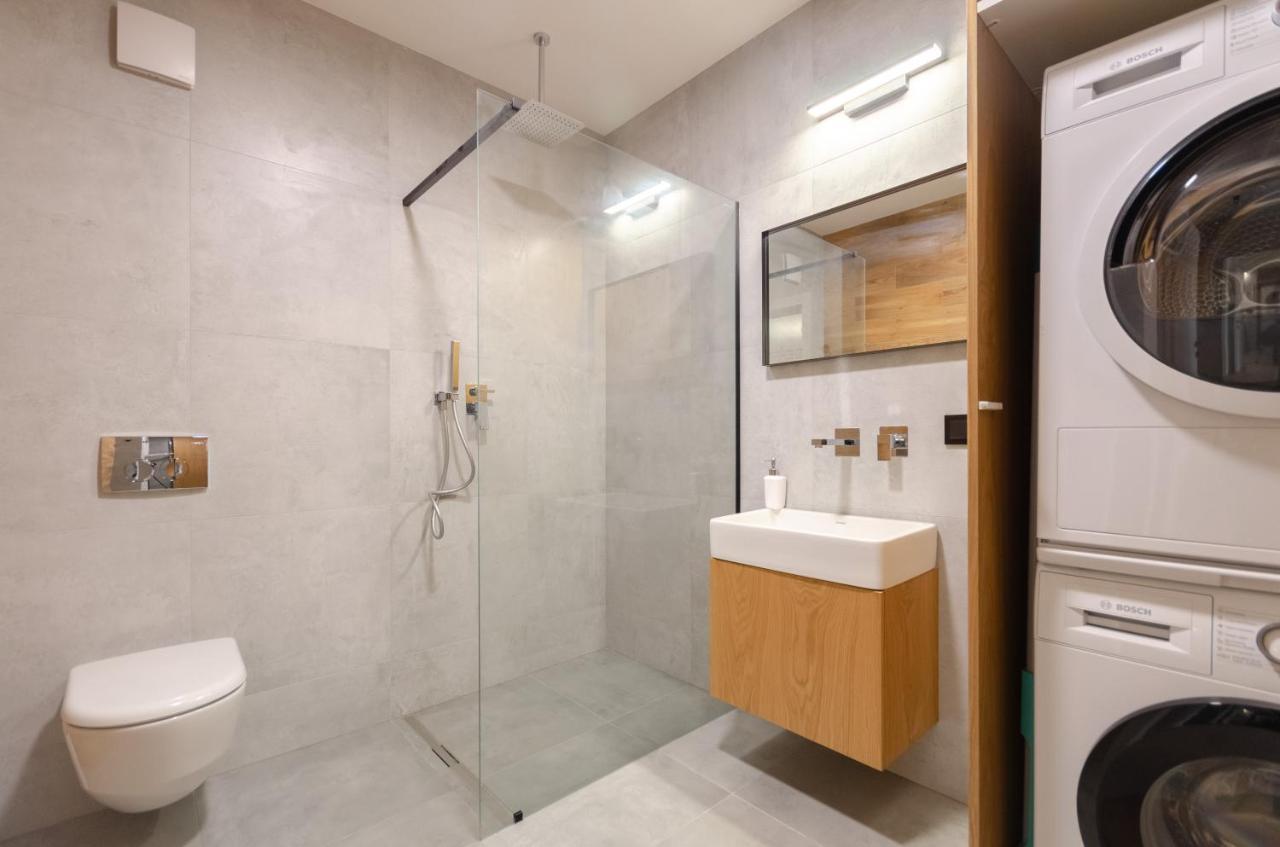 Petrovdom 12-95 Loft Apartments At Rc Kvartet, 16Г Vasyl Lypkivskyi Street 키예프 외부 사진