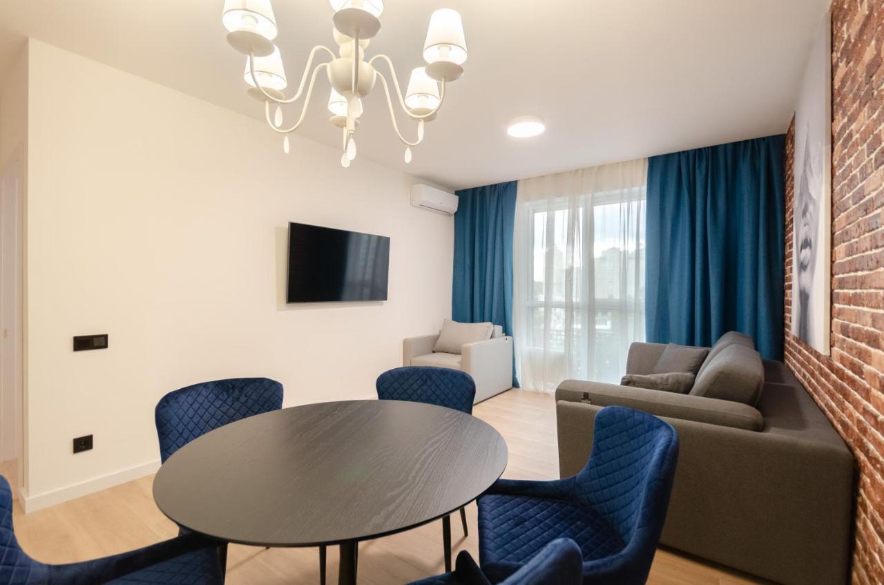 Petrovdom 12-95 Loft Apartments At Rc Kvartet, 16Г Vasyl Lypkivskyi Street 키예프 외부 사진